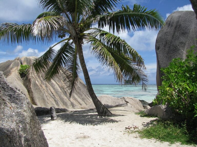 cand sa mergi in seychelles
